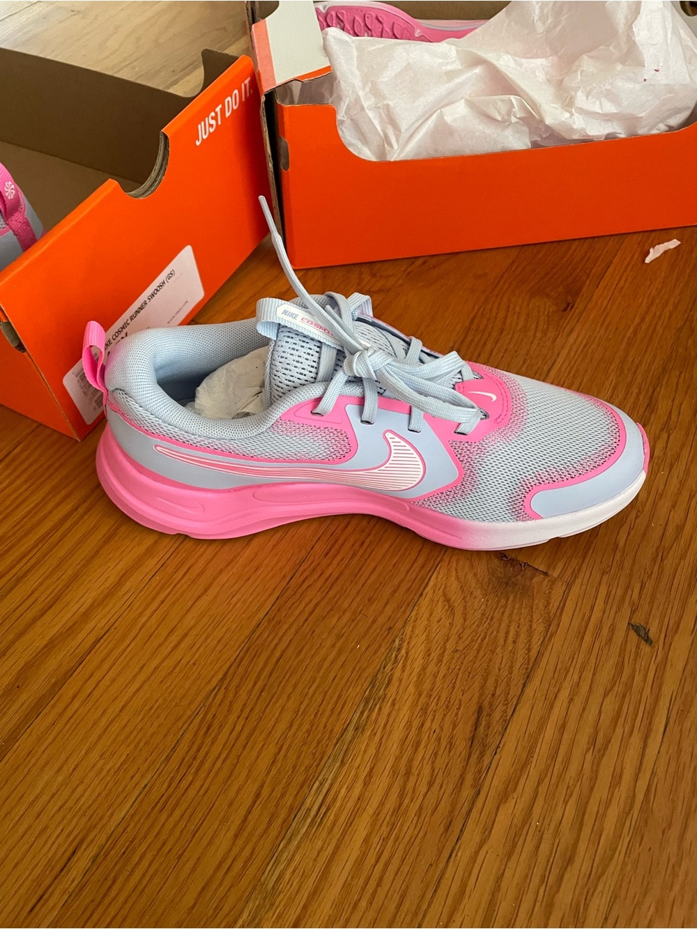 Nike Kids Pink & Light Blue Mesh Sneaker